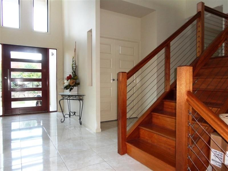 71 Kincaid Drive, Highland Park QLD 4211