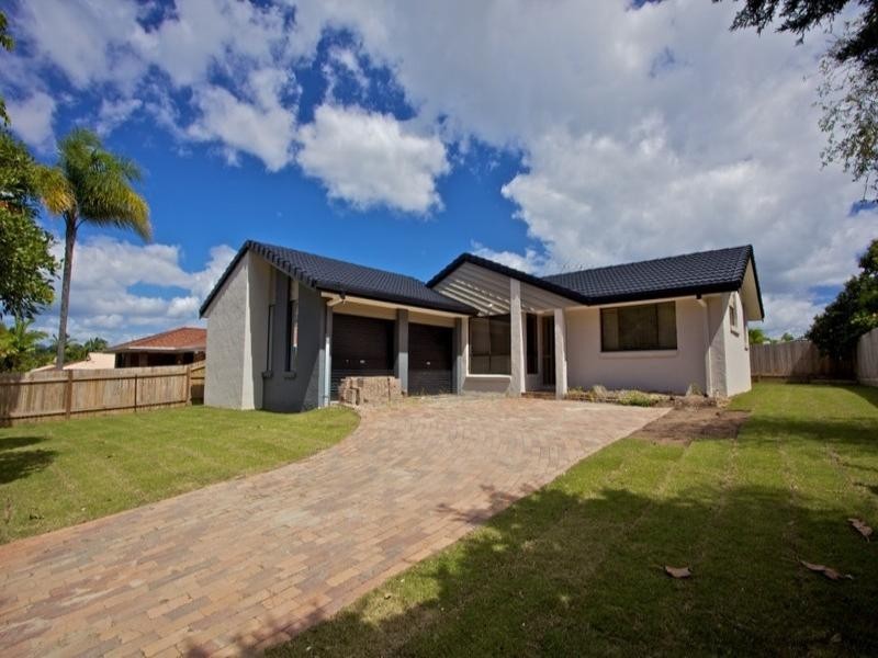 94 Mattocks Road, Varsity Lakes QLD 4227