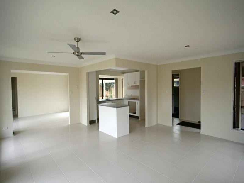 94 Mattocks Road, Varsity Lakes QLD 4227