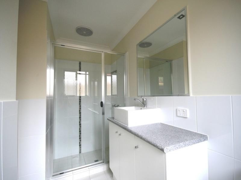 94 Mattocks Road, Varsity Lakes QLD 4227