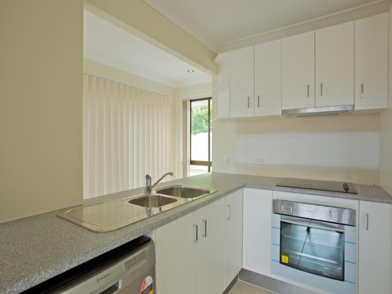 94 Mattocks Road, Varsity Lakes QLD 4227