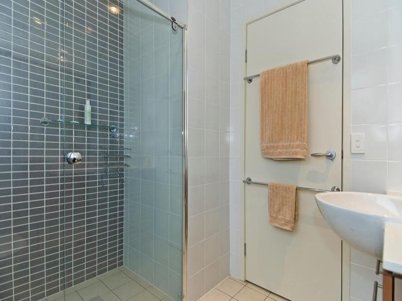 20 Lader Terrace, Varsity Lakes QLD 4227