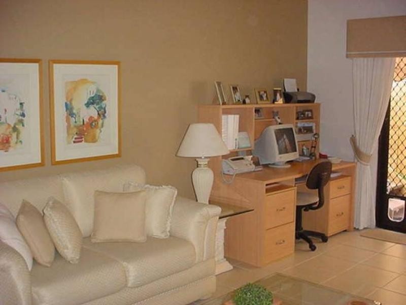 2/9 Mapleton Circuit, Varsity Lakes QLD 4227