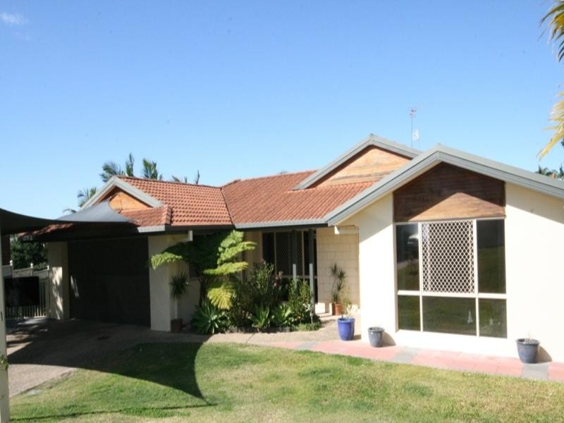 10 Lorne Court, Merrimac QLD 4226