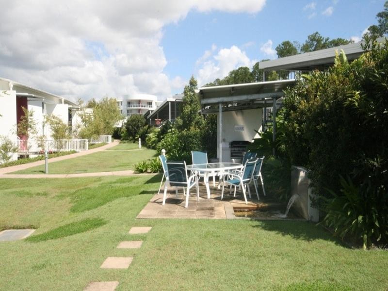 74/98 University Drive, Varsity Lakes QLD 4227