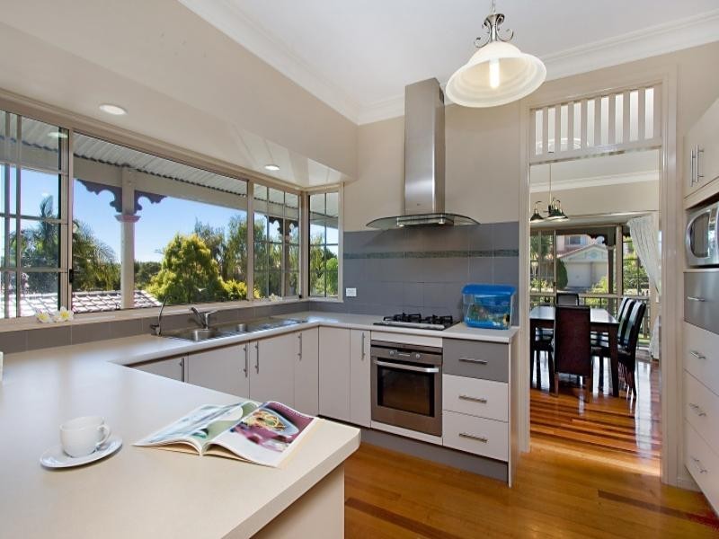 18 Merridown Drive, Merrimac QLD 4226