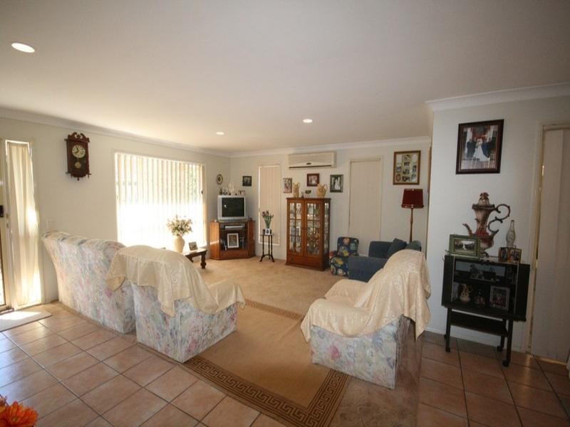 13 Griffon Street, Merrimac QLD 4226