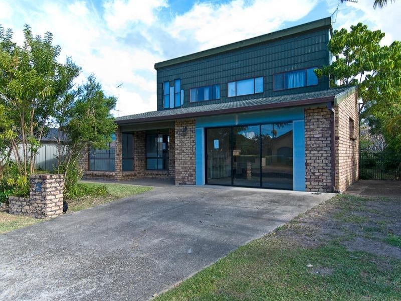 201 Acanthus Avenue, Burleigh Waters QLD 4220