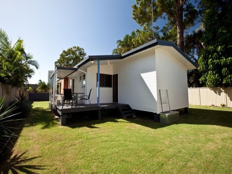 23 Joan Street, Burleigh Waters QLD 4220