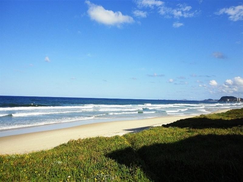 1/105a Albatross Avenue, Mermaid Beach QLD 4218