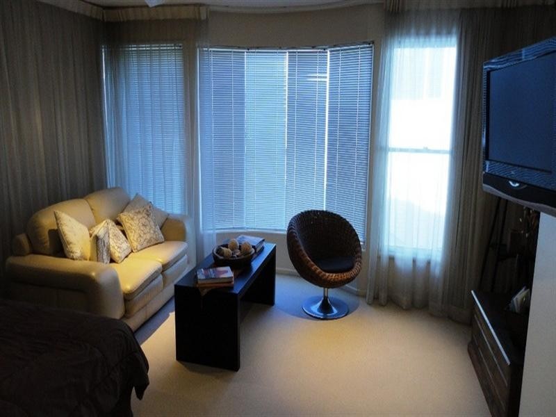 1/105a Albatross Avenue, Mermaid Beach QLD 4218