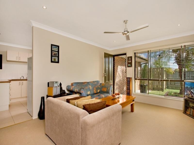 2/44 Mojave Drive, Burleigh Waters QLD 4220