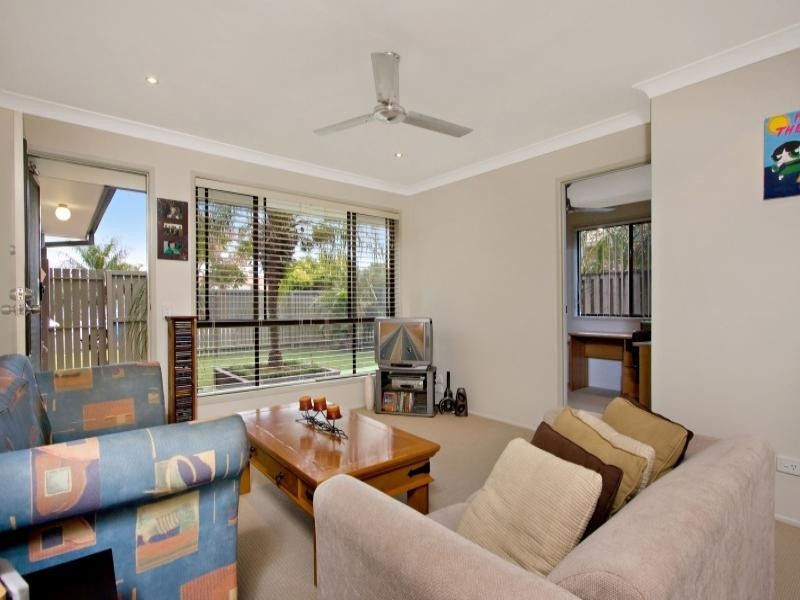 2/44 Mojave Drive, Burleigh Waters QLD 4220