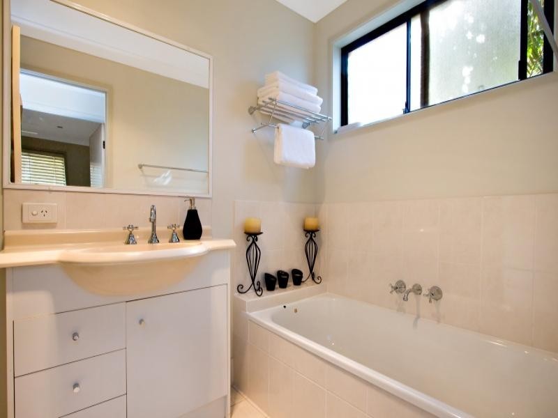 2/44 Mojave Drive, Burleigh Waters QLD 4220