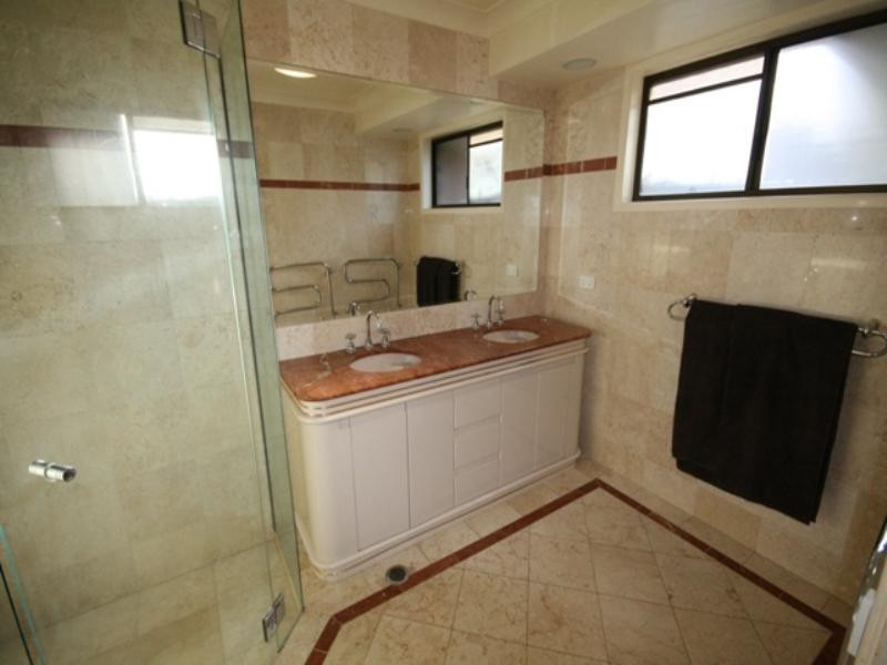 12 Macallan Street, Merrimac QLD 4226