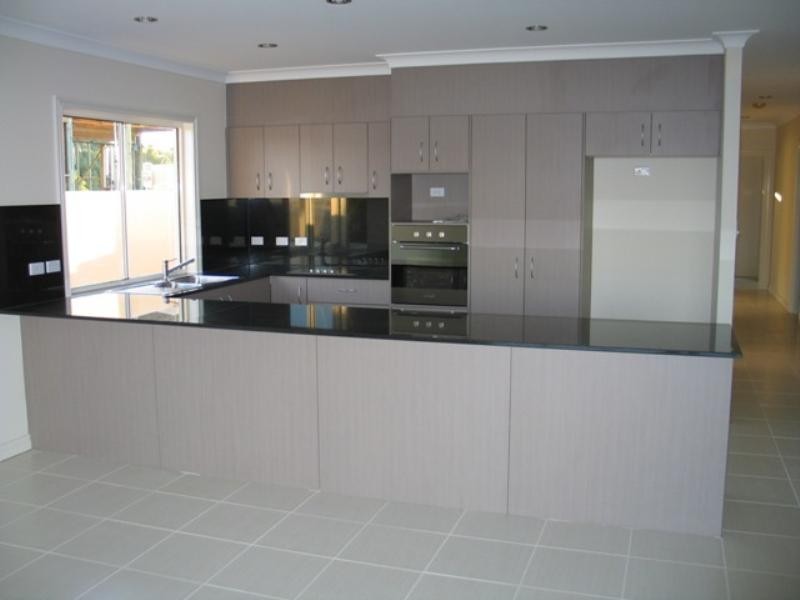25a Heights Drive, Robina QLD 4226