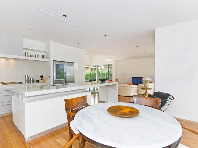 6184 Bolsena Circuit, Hope Island QLD 4212