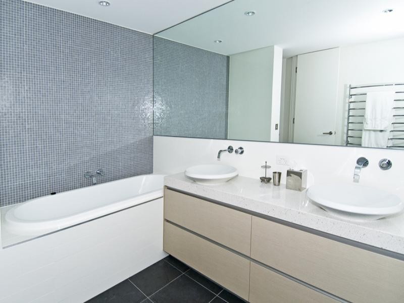 6184 Bolsena Circuit, Hope Island QLD 4212