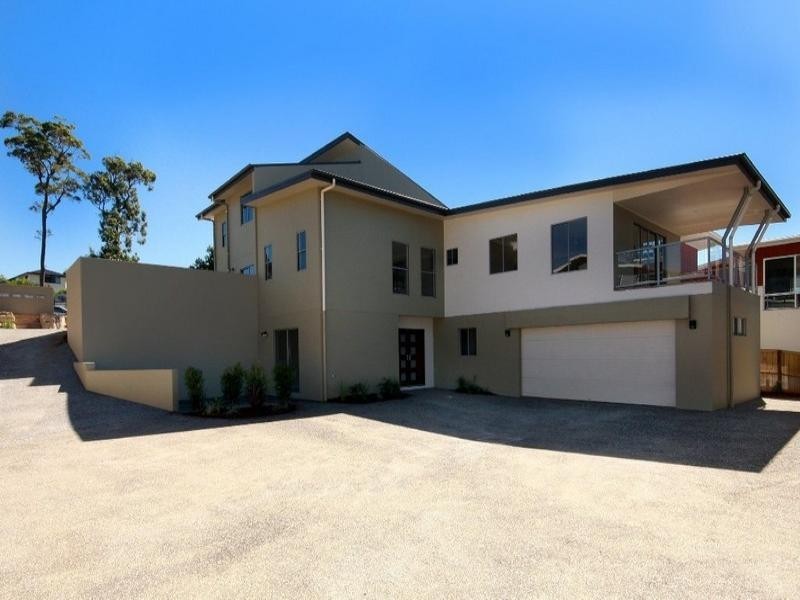 11 and 13 Andromeda Parade, Robina QLD 4226