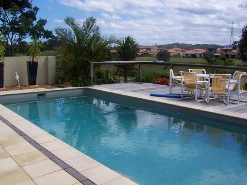 38 Peach Drive, Robina QLD 4226