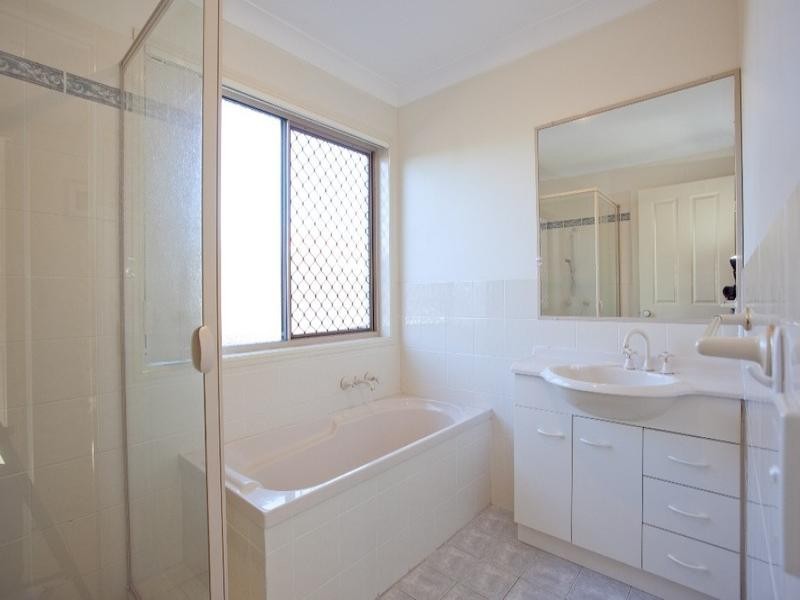 3 Angelia Lane, Merrimac QLD 4226