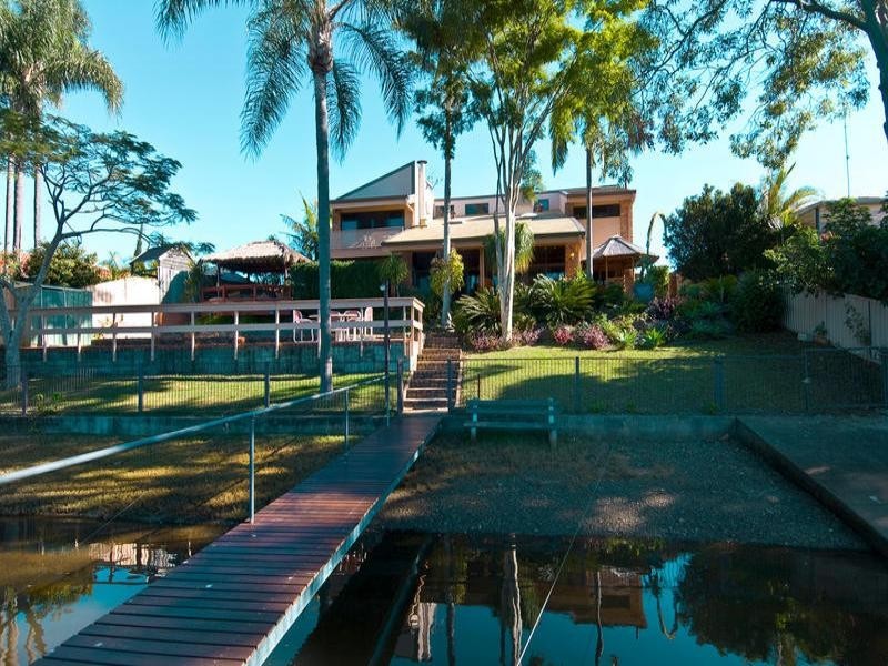 13 Gregory Drive, Carrara QLD 4211