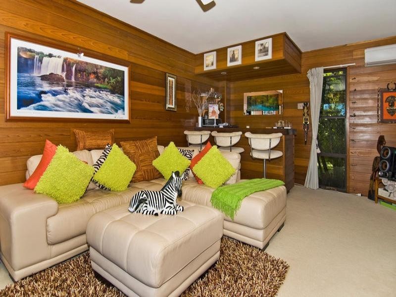 13 Gregory Drive, Carrara QLD 4211