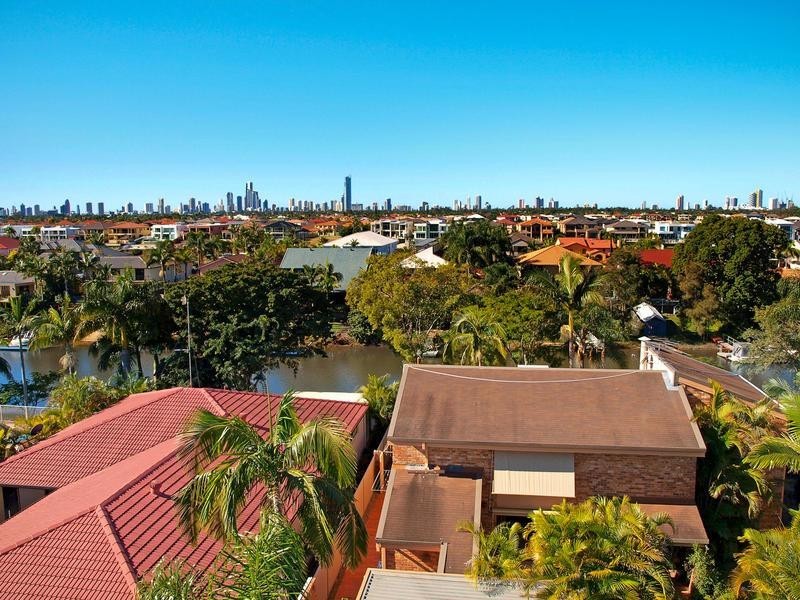 13 Gregory Drive, Carrara QLD 4211