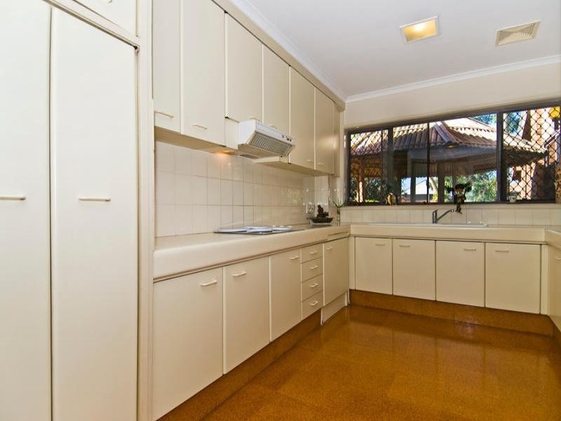 13 Gregory Drive, Carrara QLD 4211