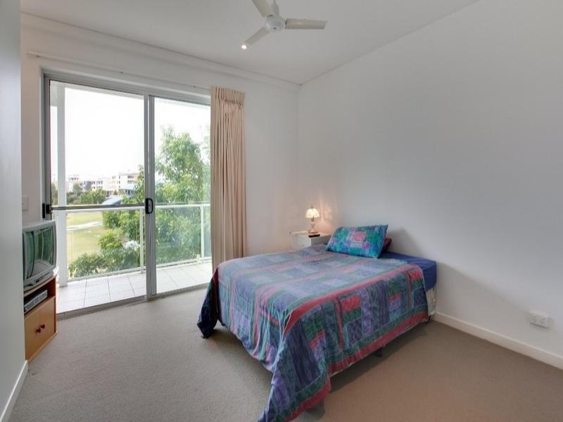 12/98 University Drive, Varsity Lakes QLD 4227