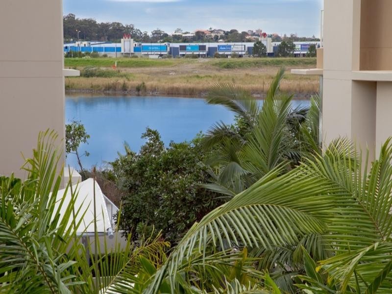 24/253 Varsity Parade, Varsity Lakes QLD 4227