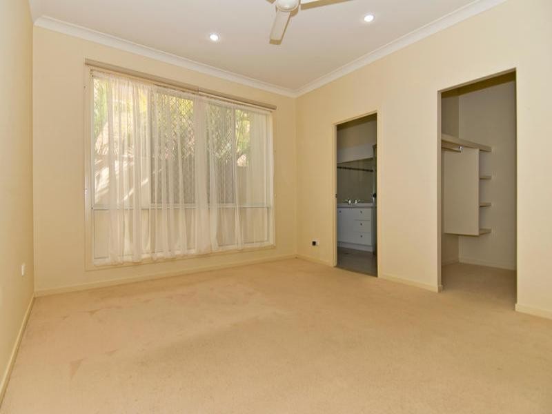 15 Pine Valley Drive, Robina QLD 4226