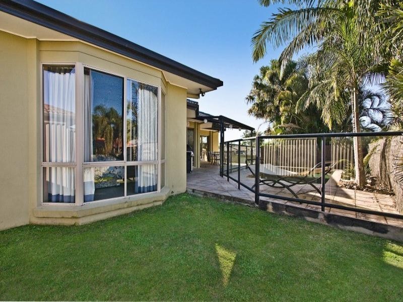 2 Rona Court, Merrimac QLD 4226