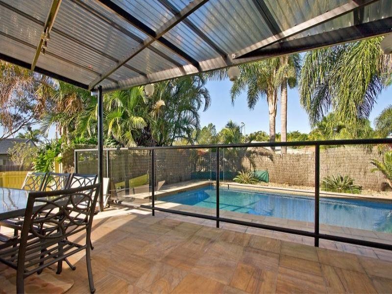 2 Rona Court, Merrimac QLD 4226