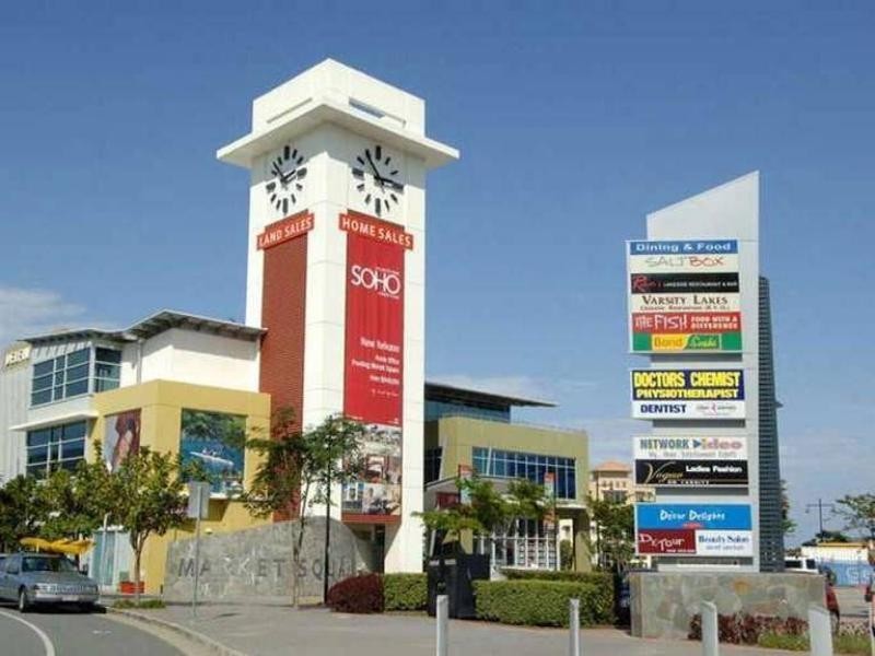 10 Lader Terrace, Varsity Lakes QLD 4227