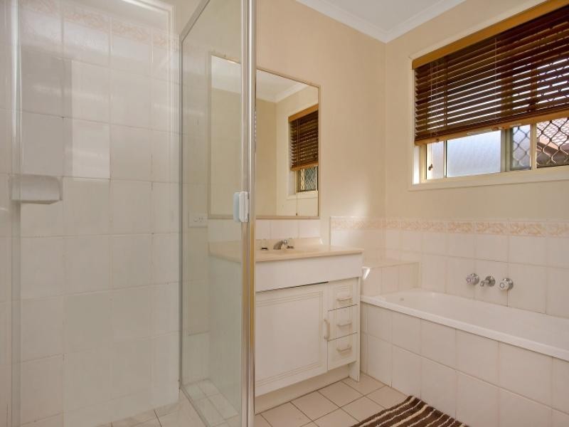 6 Crelga Court, Merrimac QLD 4226