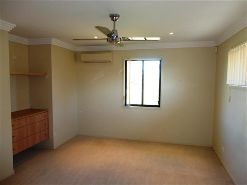 5 Scots Place, Robina QLD 4226