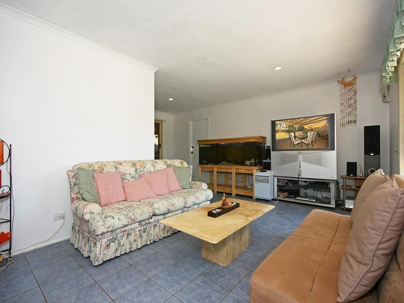 26 Cumberland Drive, Varsity Lakes QLD 4227