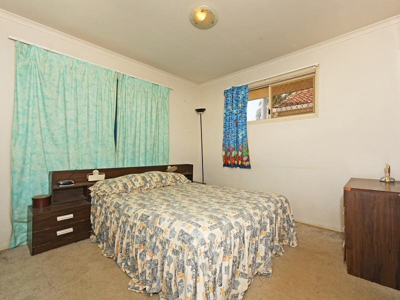 26 Cumberland Drive, Varsity Lakes QLD 4227