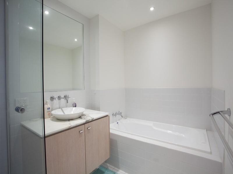 67/255 Varsity Parade, Varsity Lakes QLD 4227