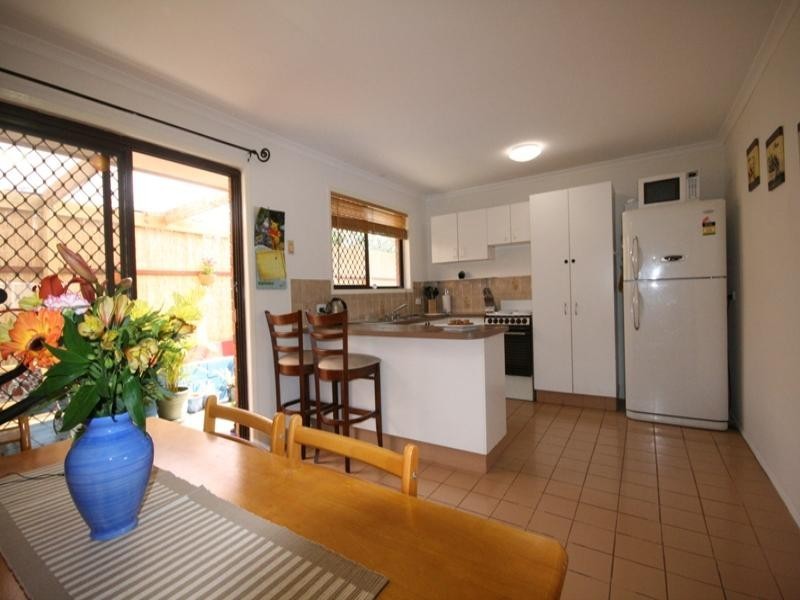 18 Meadow Brook Crescent, Merrimac QLD 4226