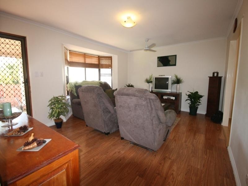 18 Meadow Brook Crescent, Merrimac QLD 4226