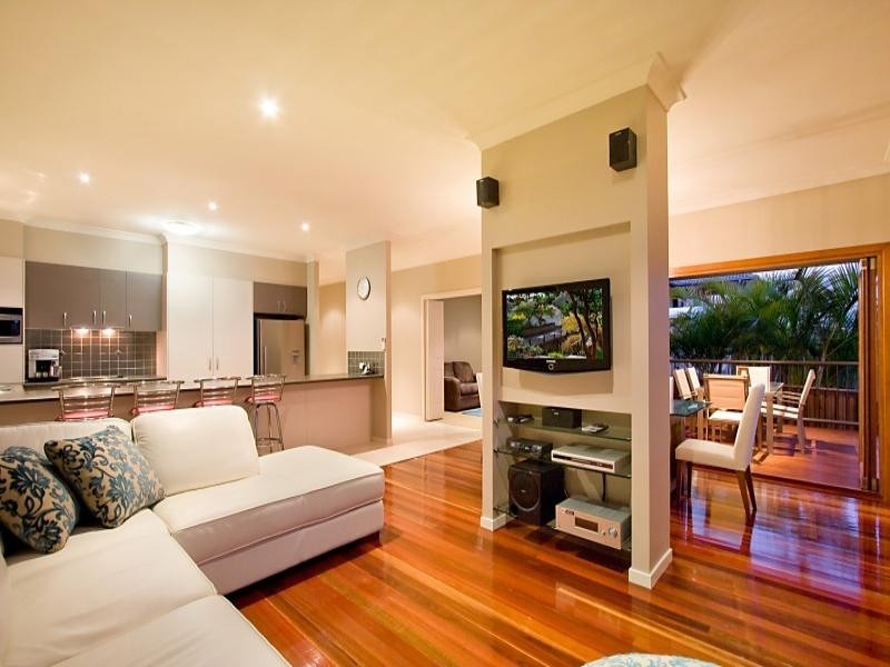 71 Azzurra Drive, Varsity Lakes QLD 4227