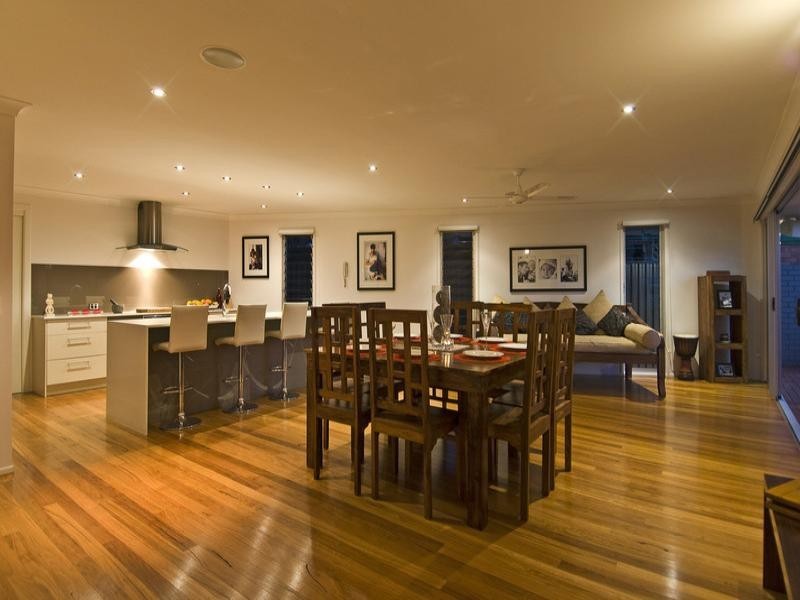 28 Mountain View Avenue, Burleigh Waters QLD 4220