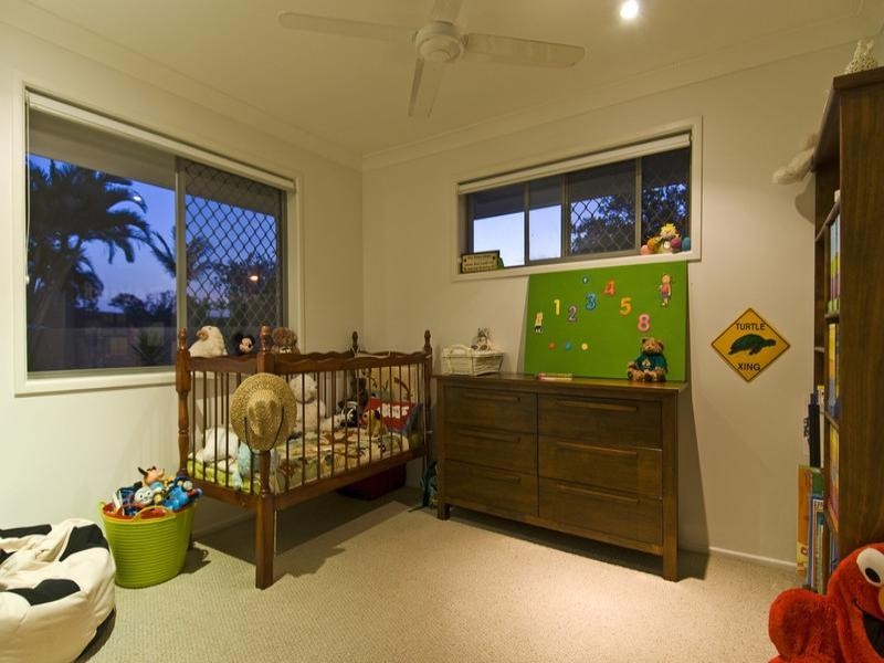 28 Mountain View Avenue, Burleigh Waters QLD 4220