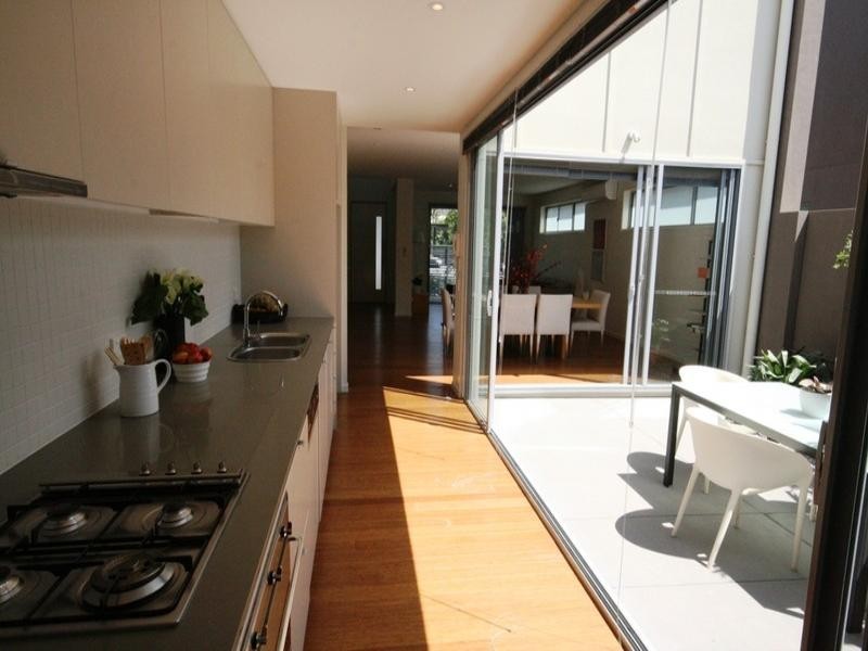 28 Watts Drive, Varsity Lakes QLD 4227