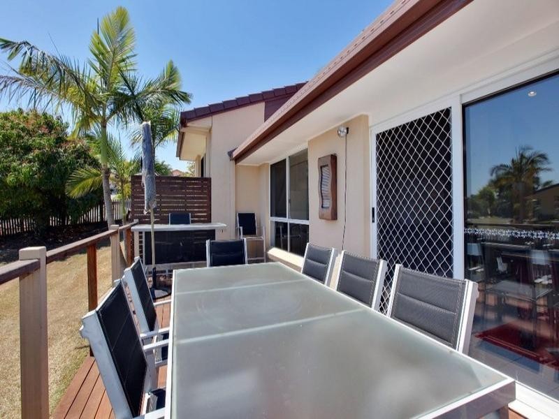 22 Merridown Drive, Merrimac QLD 4226