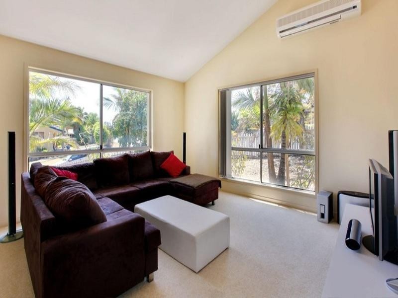 22 Merridown Drive, Merrimac QLD 4226