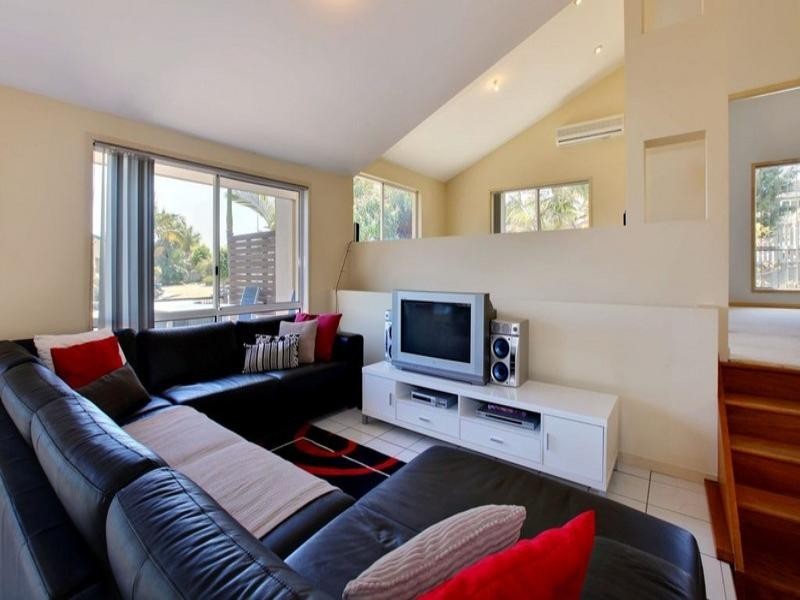 22 Merridown Drive, Merrimac QLD 4226