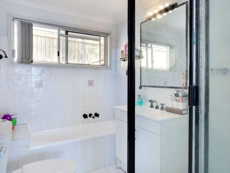 22 Merridown Drive, Merrimac QLD 4226